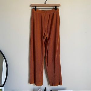 UNIQLO Pleated Pants